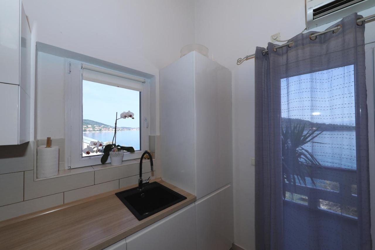 Sea Pearl 1-Ambience Apartman Kali Kültér fotó